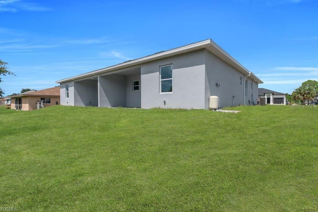 225/227 Homer Avenue S, Lehigh Acres, FL 33973 Photo