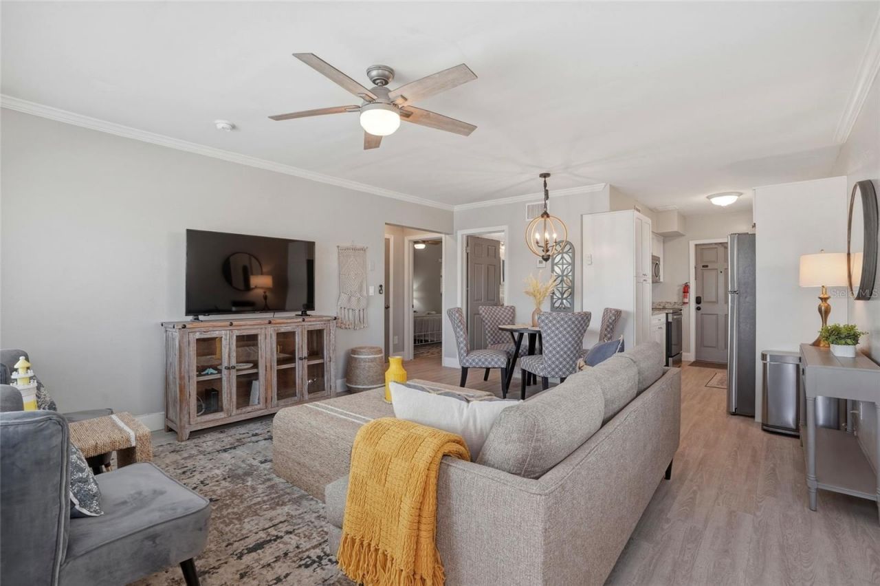 2605 Bay Boulevard , Indian Rocks Beach, FL 33785 Photo