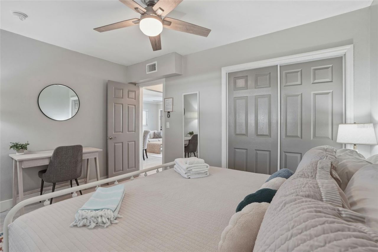 2605 Bay Boulevard , Indian Rocks Beach, FL 33785 Photo