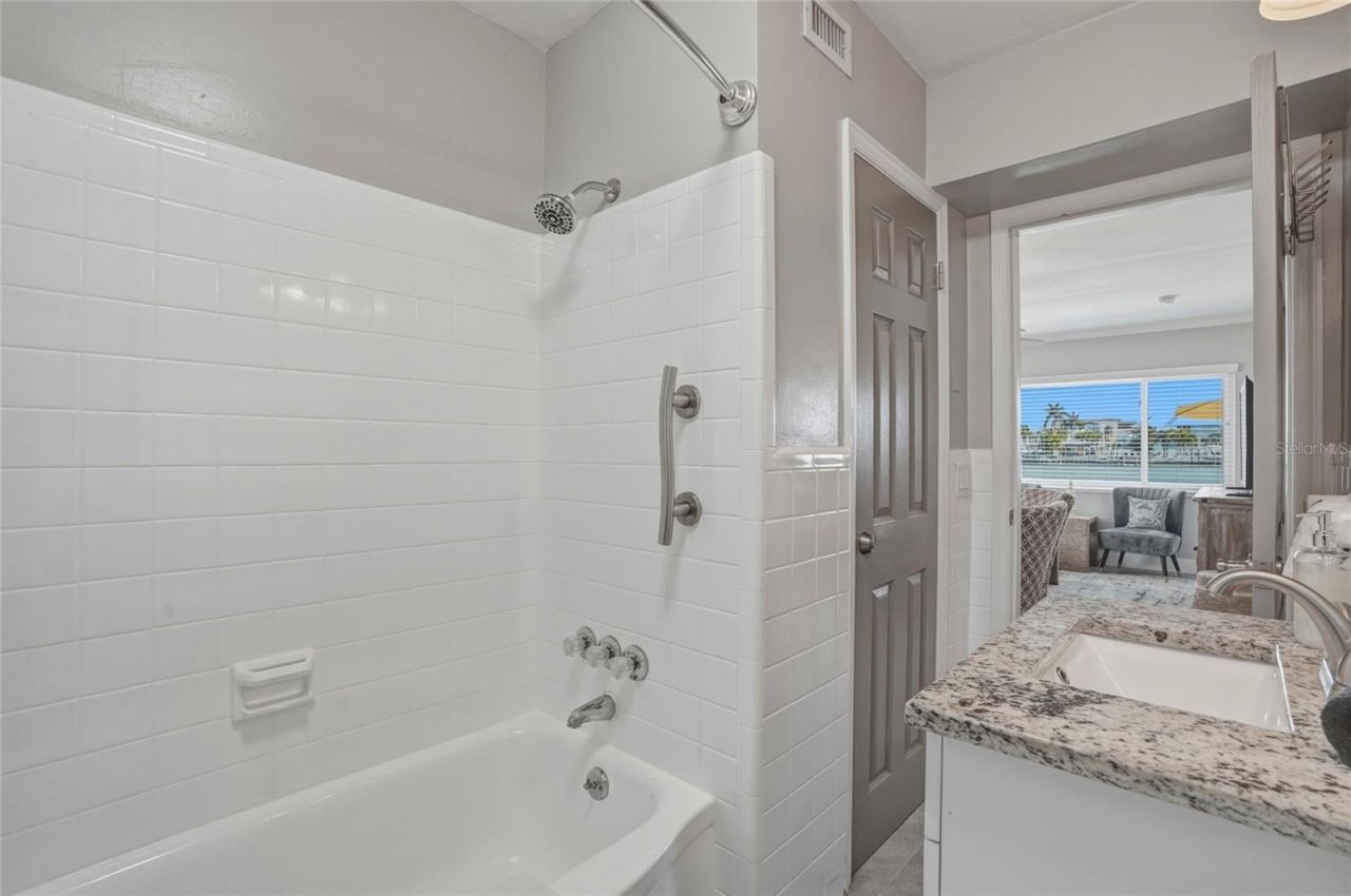 2605 Bay Boulevard , Indian Rocks Beach, FL 33785 Photo