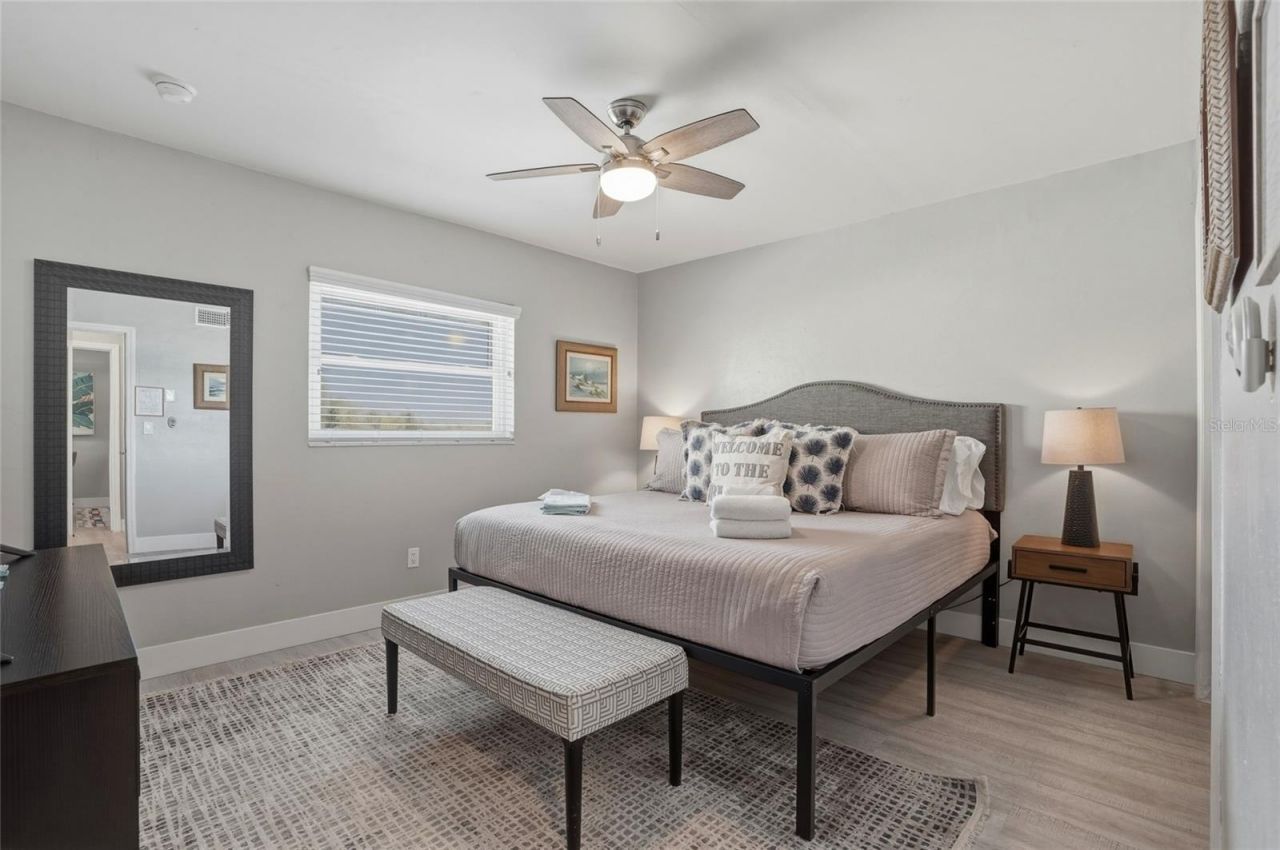 2605 Bay Boulevard , Indian Rocks Beach, FL 33785 Photo