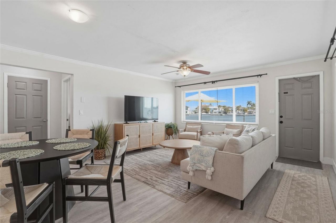 2605 Bay Boulevard , Indian Rocks Beach, FL 33785 Photo