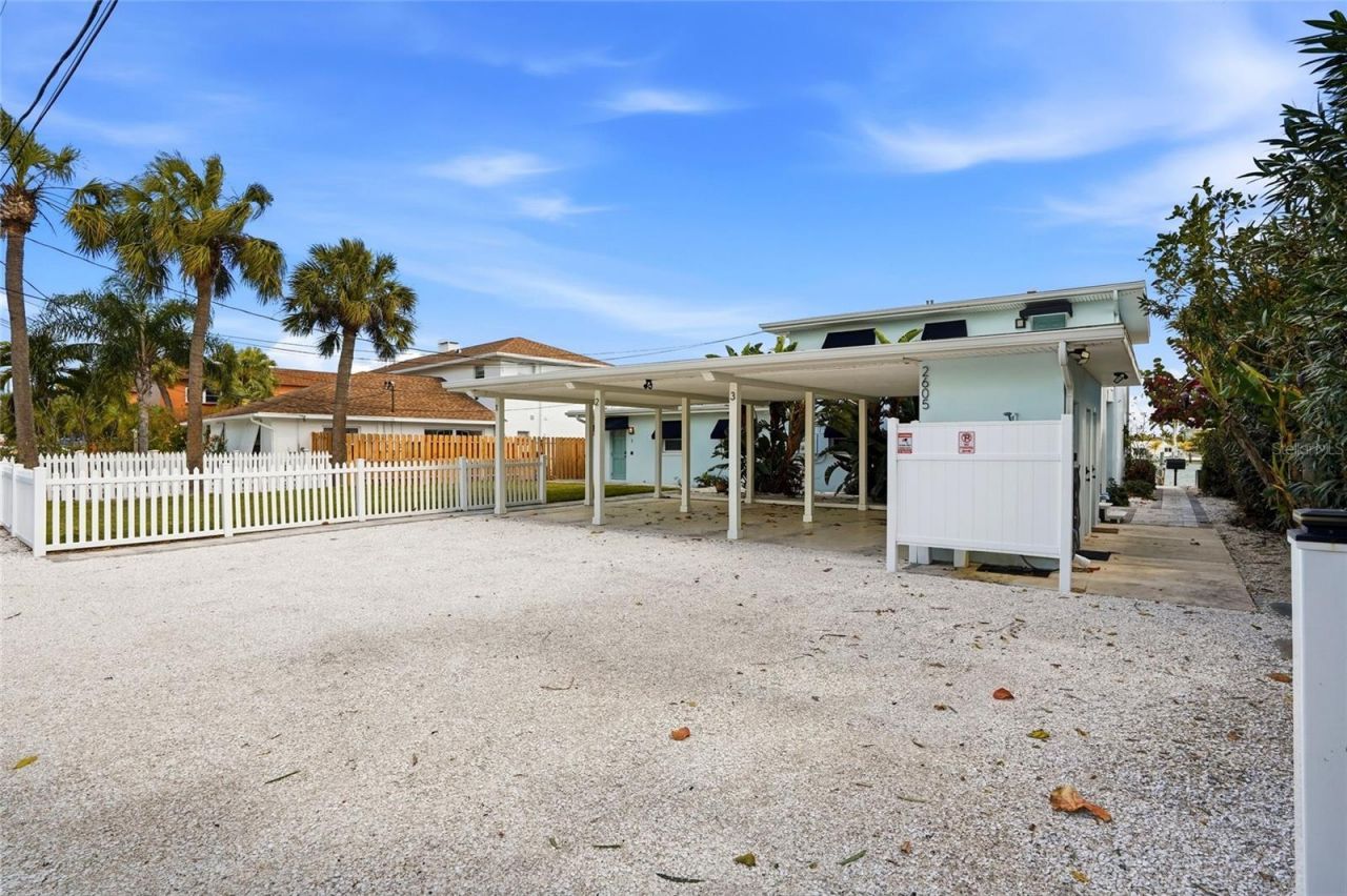 2605 Bay Boulevard , Indian Rocks Beach, FL 33785 Photo