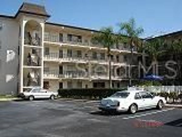 2525 W BAY DRIVE, Unit C44, LARGO, FL 33770