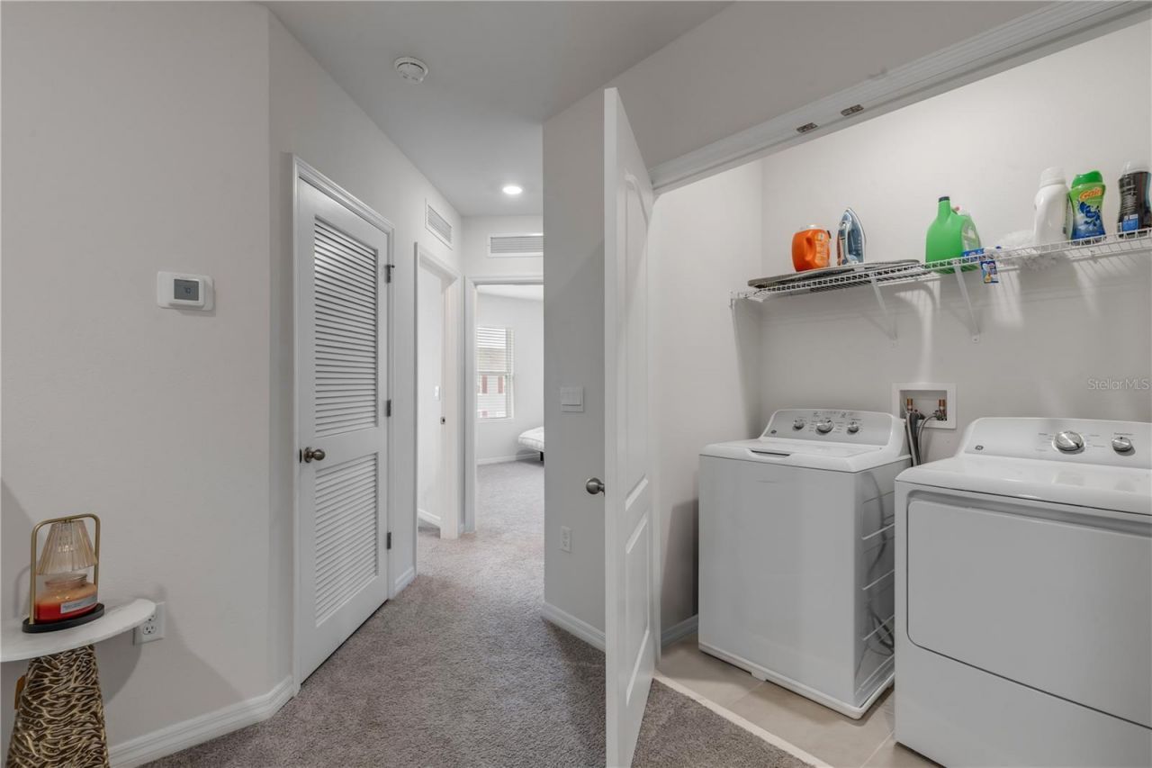 2724 Silver Canoe Drive , Edgewater, FL 32141 Photo