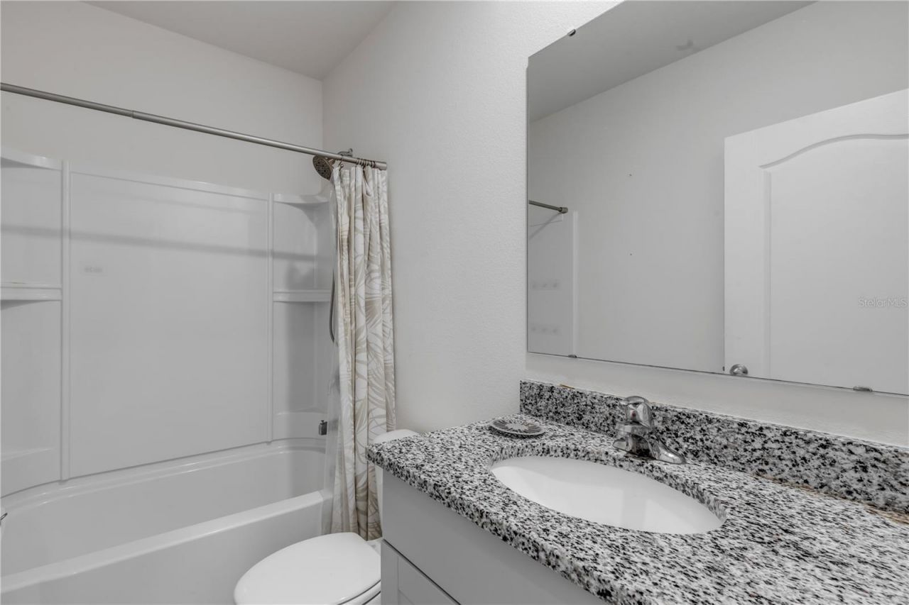 2724 Silver Canoe Drive , Edgewater, FL 32141 Photo