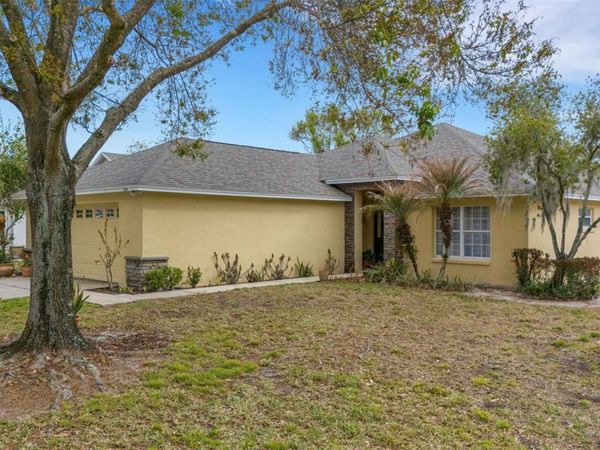 654 LAKE CLARK PLACE, LAKELAND, FL 33813