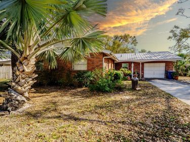 3372 WEBBER STREET , SARASOTA, FL 34239