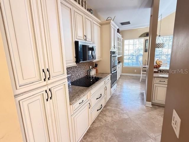 7912 Courtleigh Drive , Orlando, FL 32835 Photo