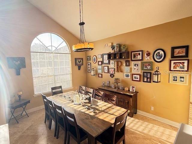 7912 Courtleigh Drive , Orlando, FL 32835 Photo