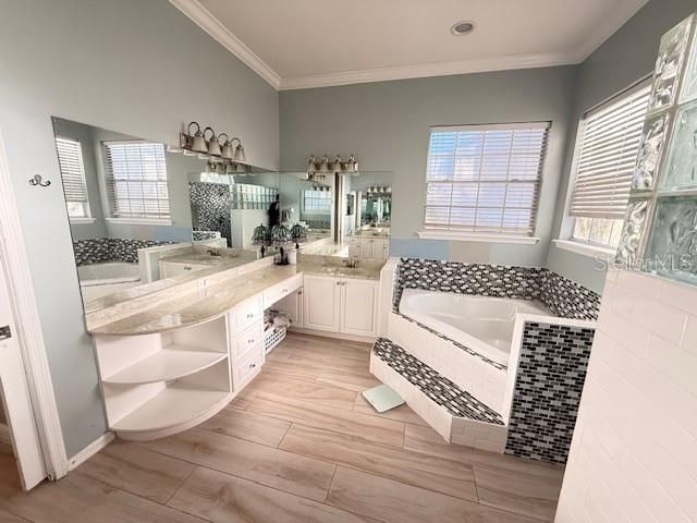 7912 Courtleigh Drive , Orlando, FL 32835 Photo