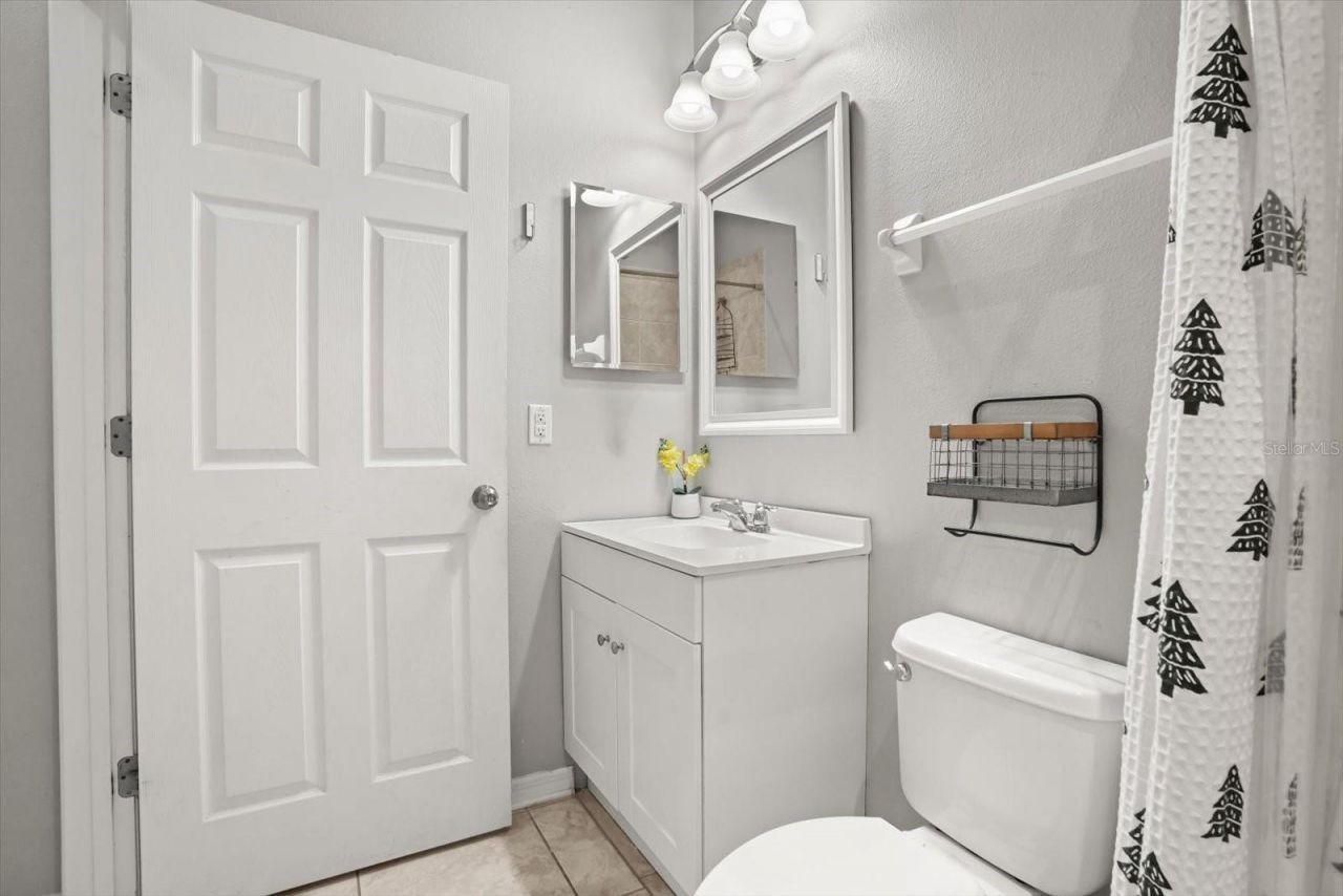 3193 Zander Drive , Grand Island, FL 32735 Photo