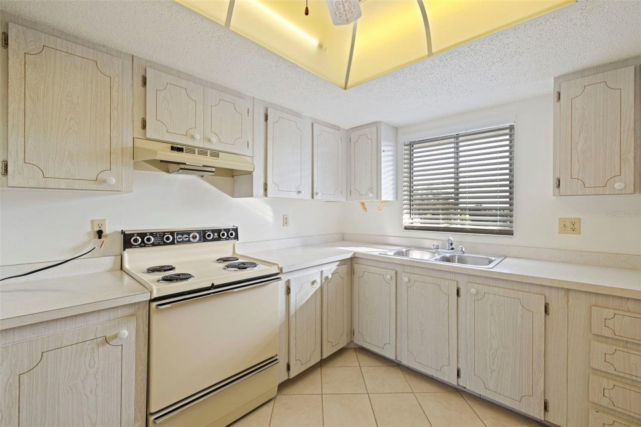 3408 Lake Bayshore Drive, Unit P-317, Bradenton, FL 34205 Photo