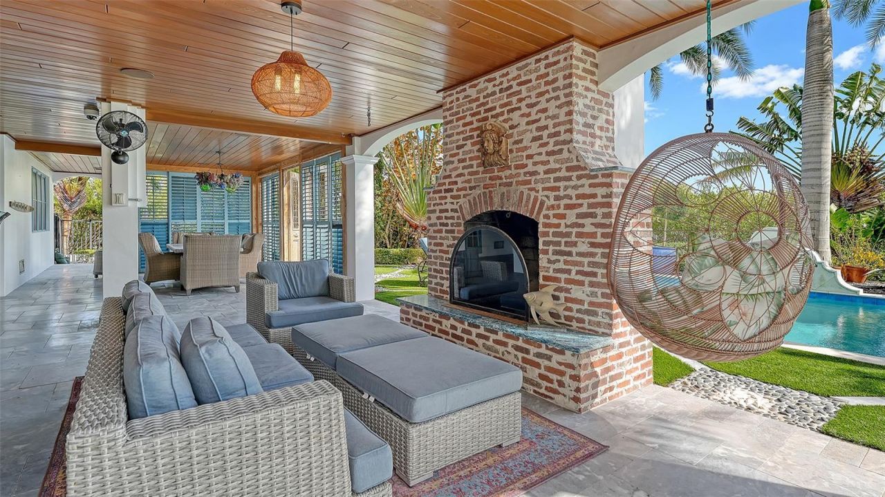 513 Villa Rosa Way, Anna Maria, FL 34216 Photo