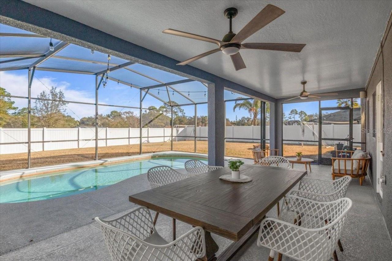 673 Red Pepper Loop, Chuluota, FL 32766 Photo