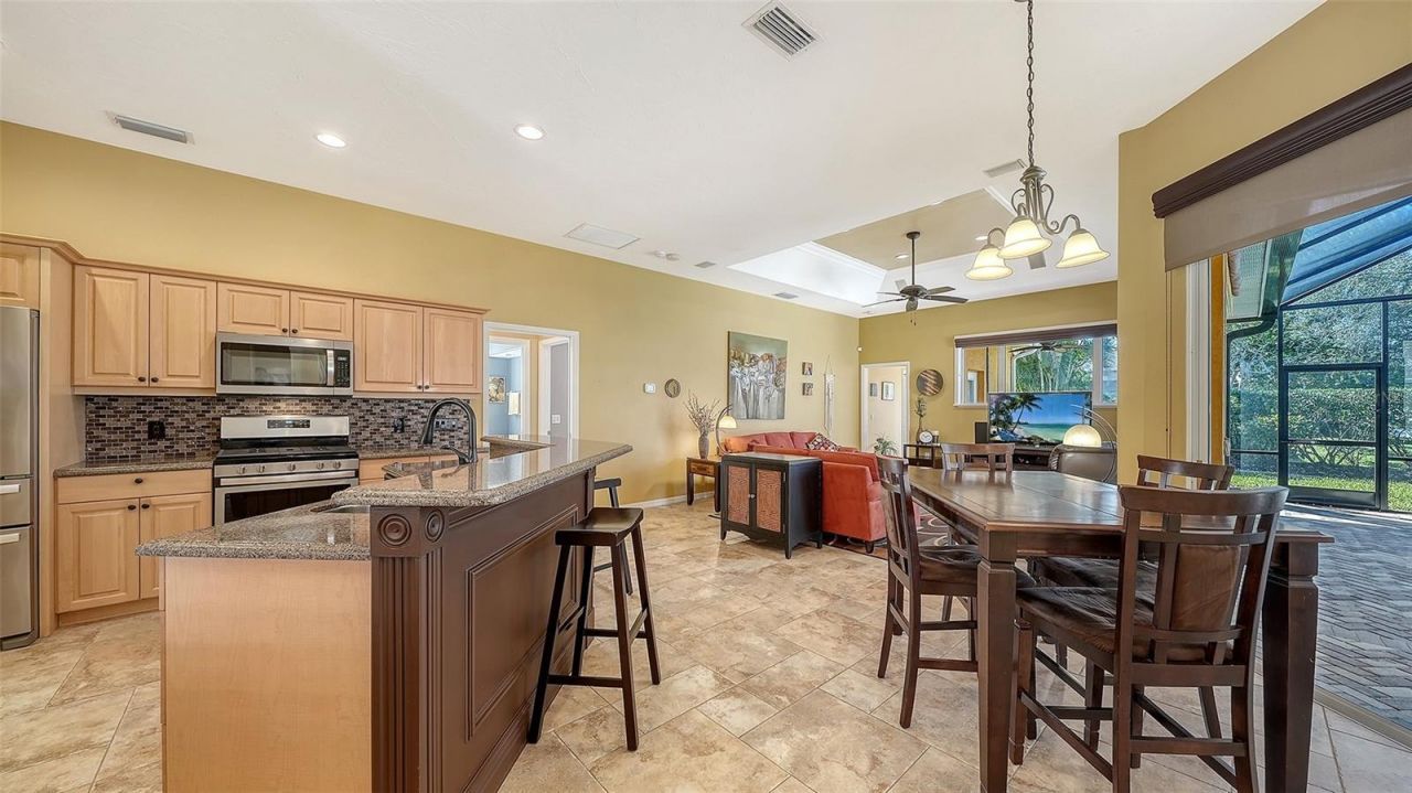 5566 Magnolia Tree Terrace, Sarasota, FL 34233 Photo