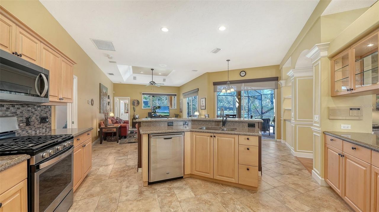 5566 Magnolia Tree Terrace, Sarasota, FL 34233 Photo