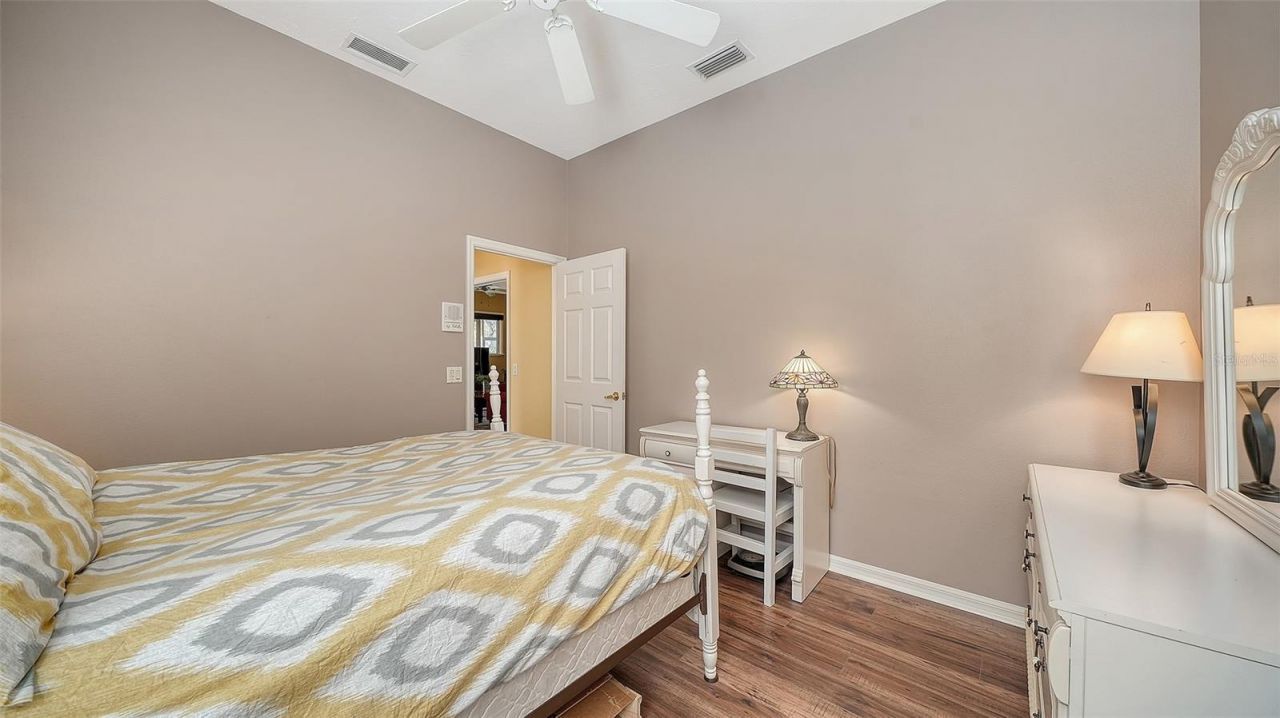 5566 Magnolia Tree Terrace, Sarasota, FL 34233 Photo
