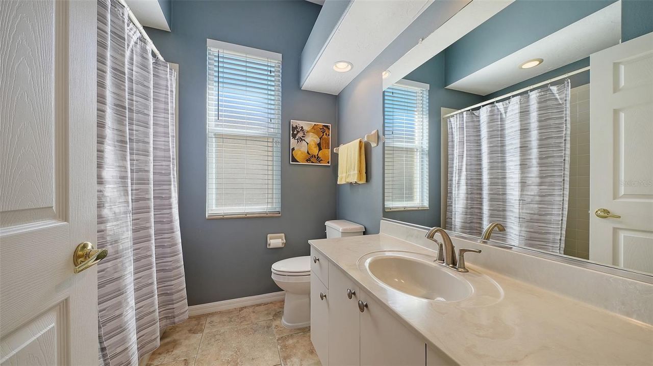 5566 Magnolia Tree Terrace, Sarasota, FL 34233 Photo
