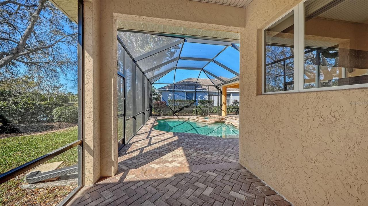 5566 Magnolia Tree Terrace, Sarasota, FL 34233 Photo