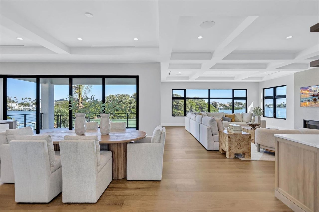 3105 Pass A Grille Way, Saint Pete Beach, FL 33706 Photo