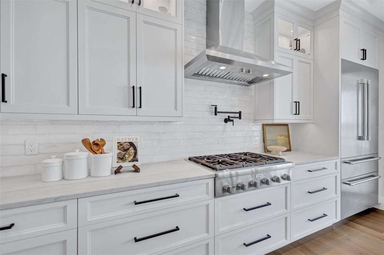 3105 Pass A Grille Way, Saint Pete Beach, FL 33706 Photo