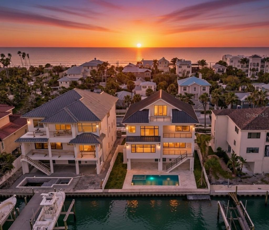 3105 Pass A Grille Way, Saint Pete Beach, FL 33706 Photo