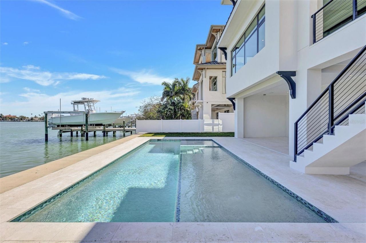 3105 Pass A Grille Way, Saint Pete Beach, FL 33706 Photo