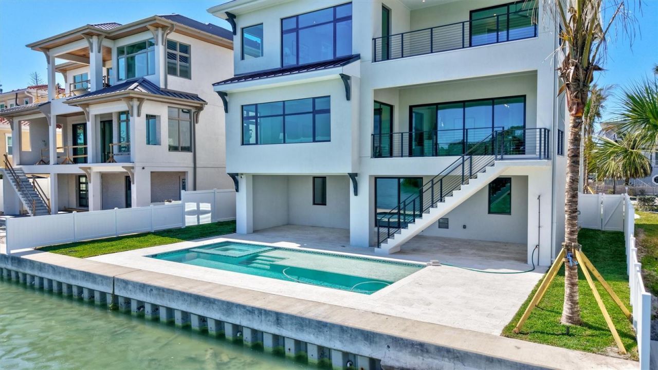 3105 Pass A Grille Way, Saint Pete Beach, FL 33706 Photo