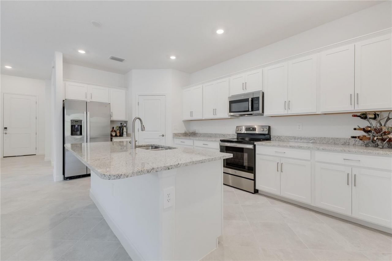 3160 Weston Manor Drive, Alva, FL 33920 Photo