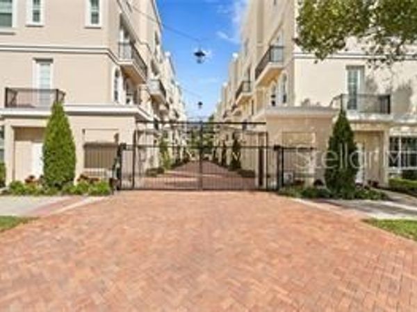 145 4TH AVENUE N, Unit 401, ST PETERSBURG, FL 33701