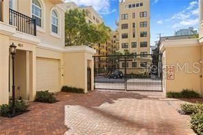 145 4th Avenue N, Unit 401, Saint Petersburg, FL 33701 Photo