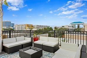 145 4th Avenue N, Unit 401, Saint Petersburg, FL 33701 Photo