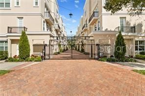 145 4th Avenue N, Unit 401, Saint Petersburg, FL 33701 Photo