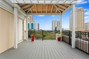 145 4th Avenue N, Unit 401, Saint Petersburg, FL 33701 Photo