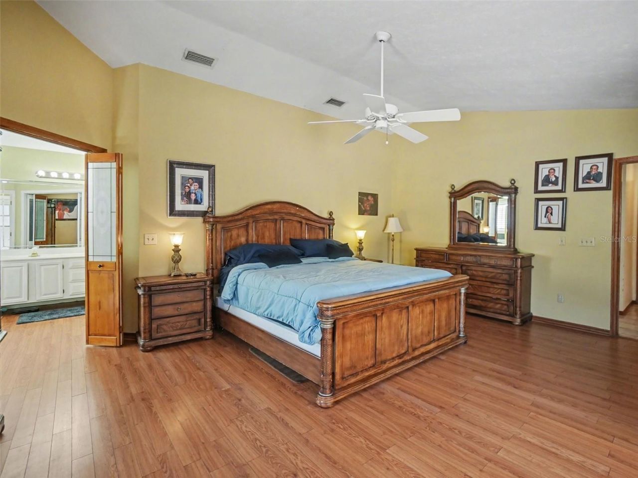 8634 Whispering Willow Court , Orlando, FL 32835 Photo