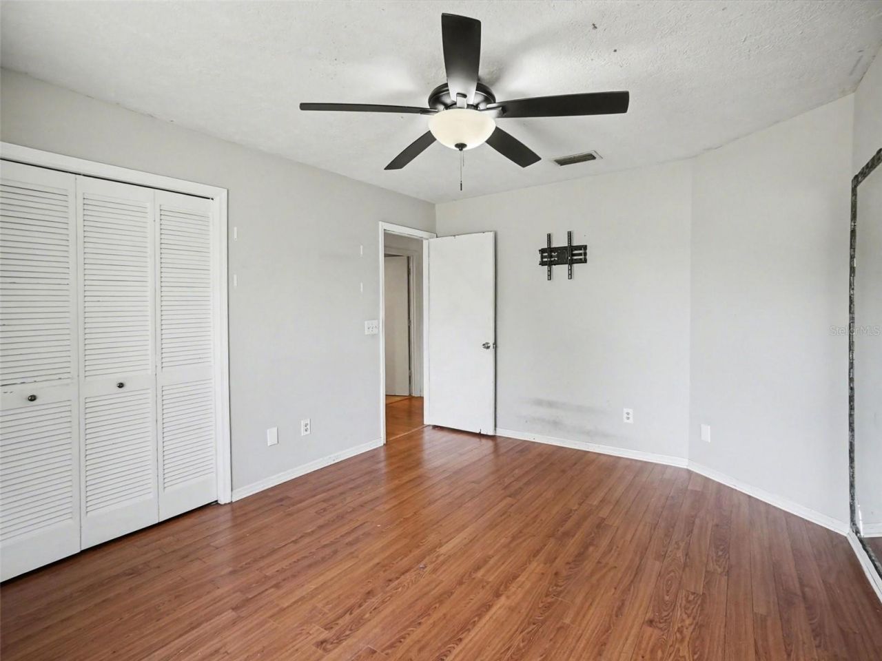 8634 Whispering Willow Court , Orlando, FL 32835 Photo