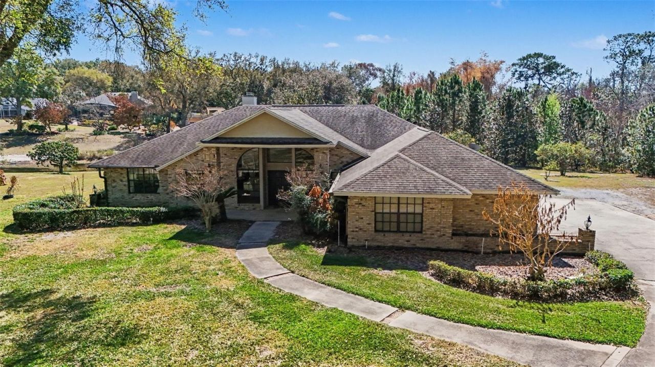 8634 Whispering Willow Court , Orlando, FL 32835 Photo