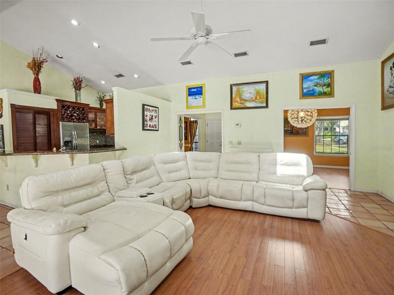 8634 Whispering Willow Court , Orlando, FL 32835 Photo