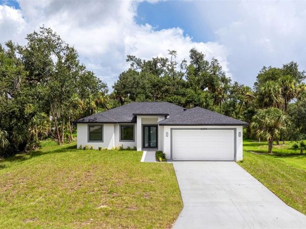 16290 BANYAN AVENUE , PORT CHARLOTTE, FL 33954