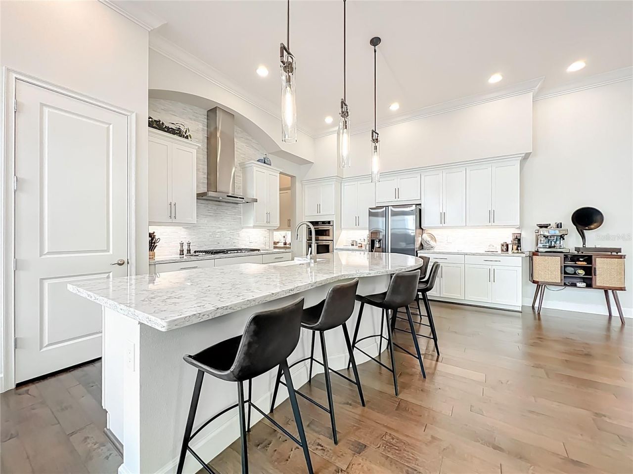 8358 Via Vittoria Way, Orlando, FL 32819 Photo