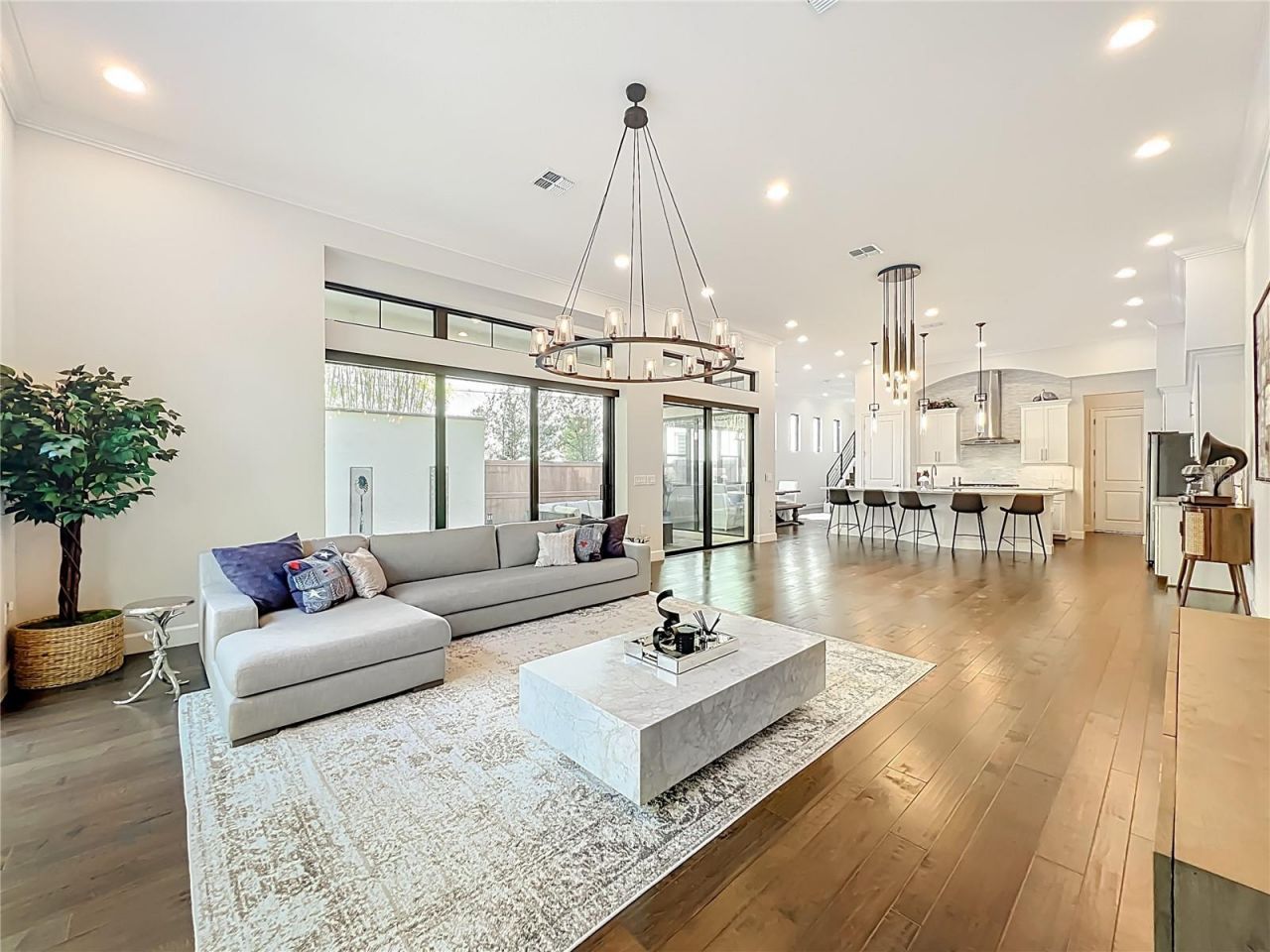 8358 Via Vittoria Way, Orlando, FL 32819 Photo