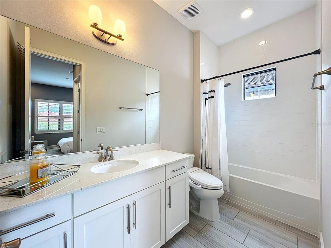 8358 Via Vittoria Way, Orlando, FL 32819 Photo