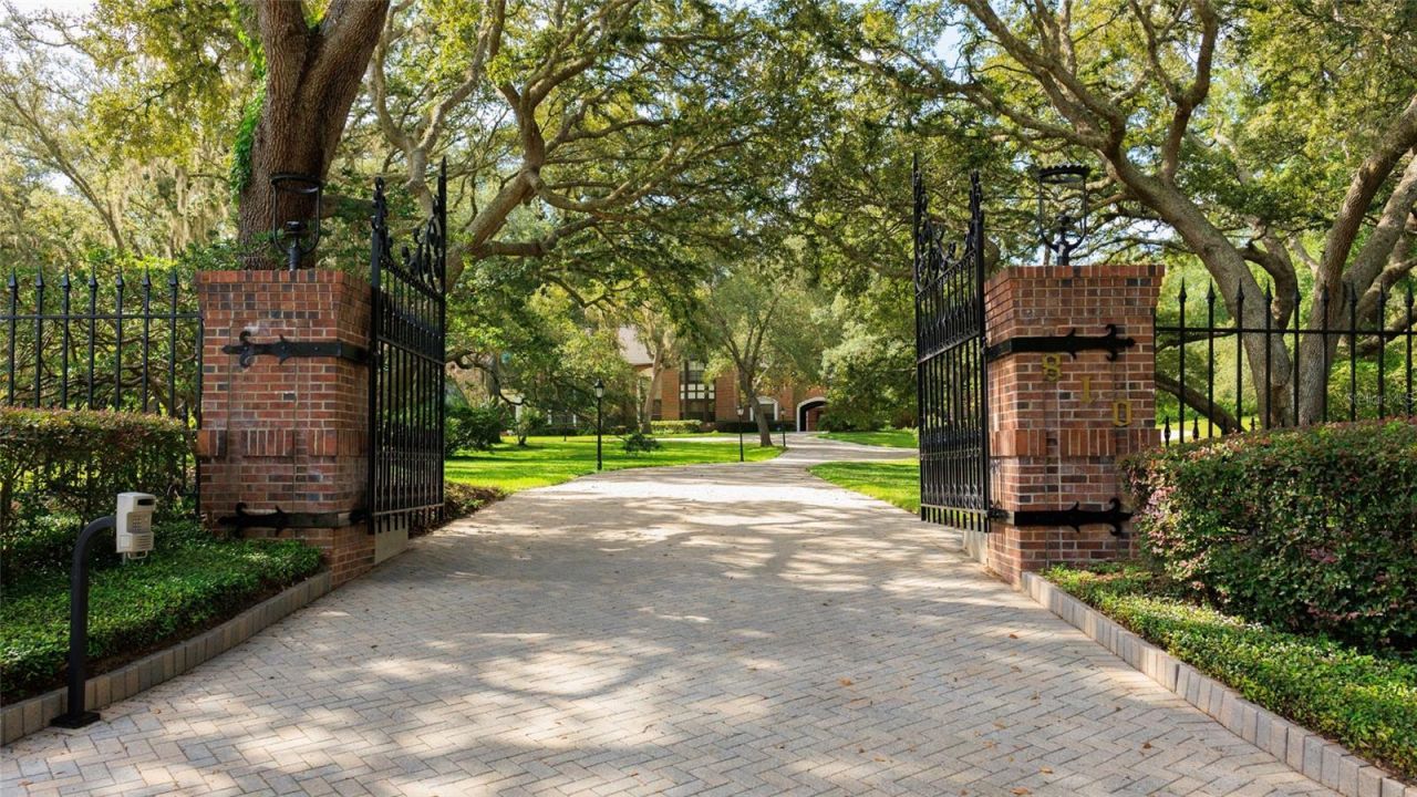 810 Sweetwater Club Boulevard, Longwood, FL 32779 Photo