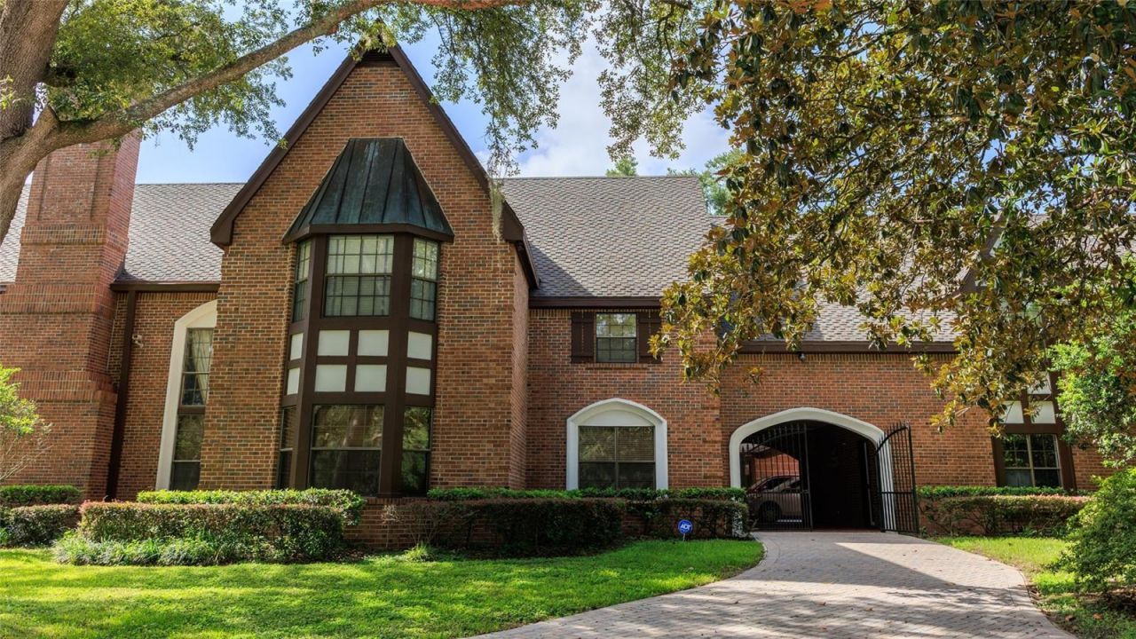 810 Sweetwater Club Boulevard, Longwood, FL 32779 Photo