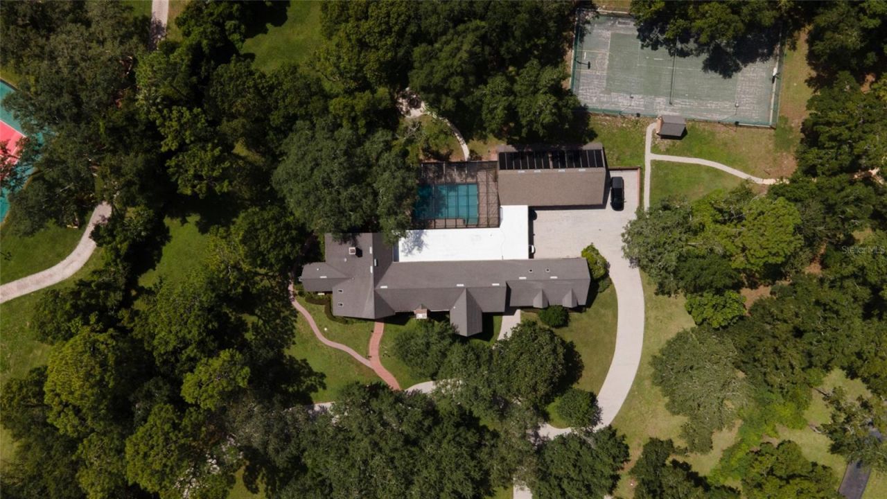 810 Sweetwater Club Boulevard, Longwood, FL 32779 Photo