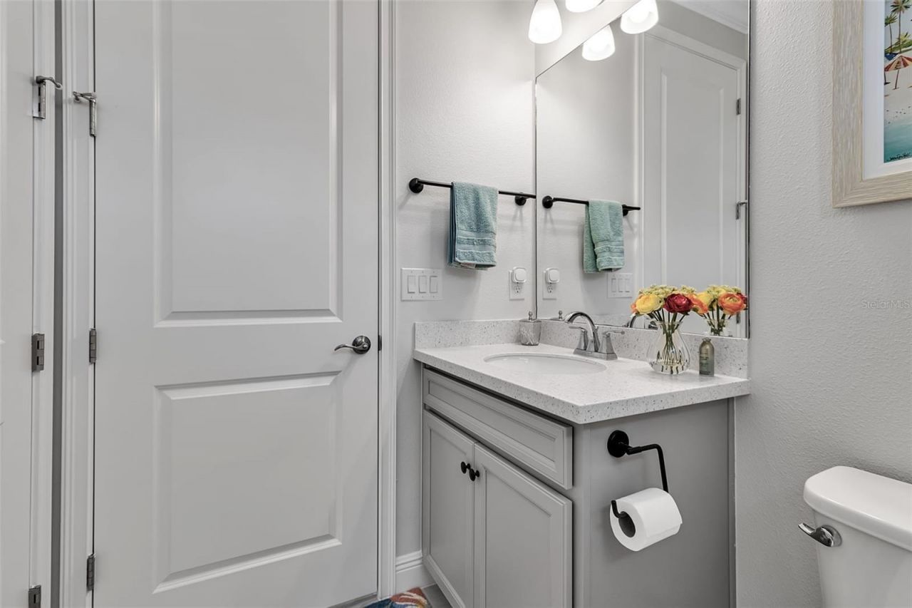 5649 Long Shore Loop, Sarasota, FL 34238 Photo