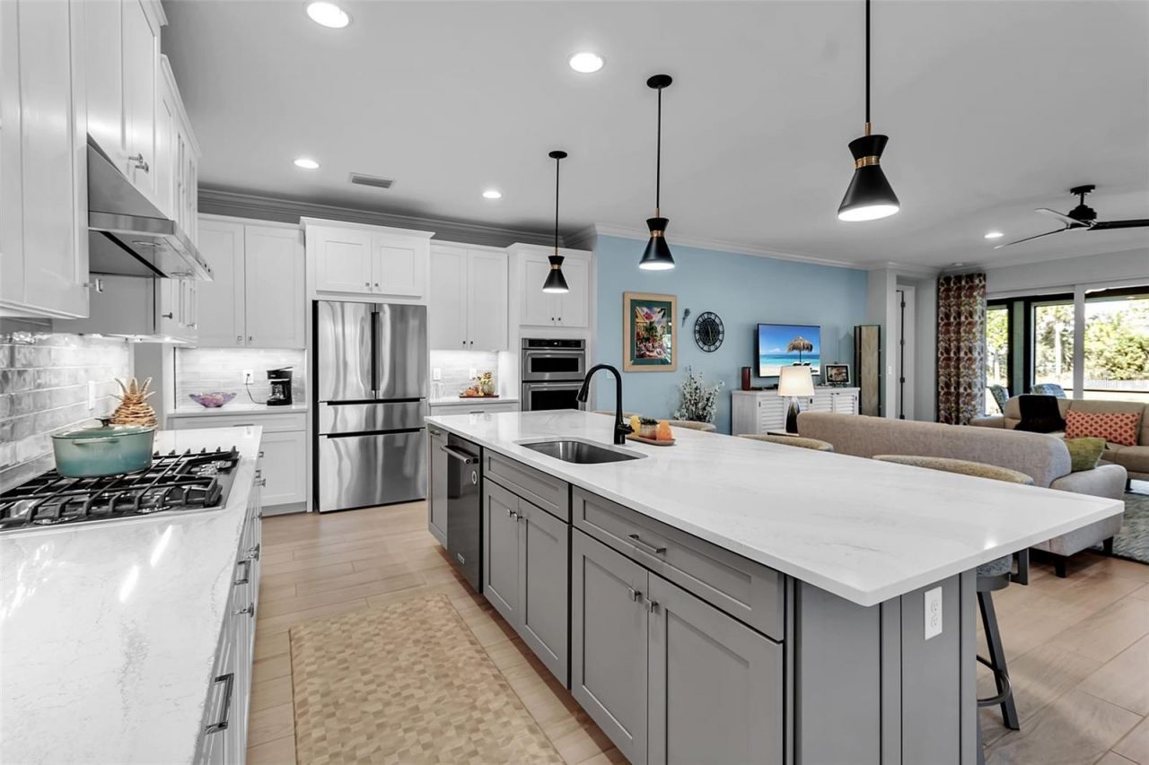 5649 Long Shore Loop, Sarasota, FL 34238 Photo
