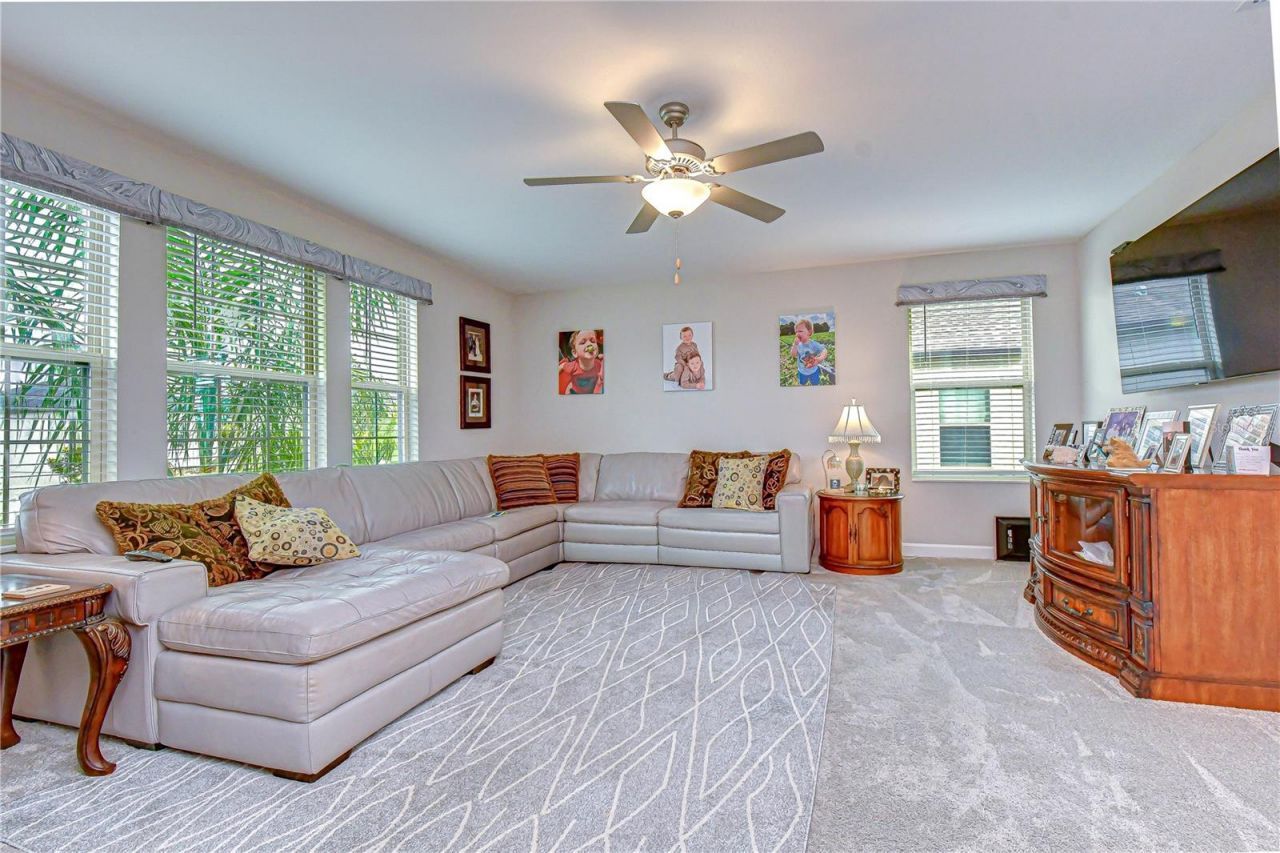 25069 Lambrusco Loop , Lutz, FL 33559 Photo