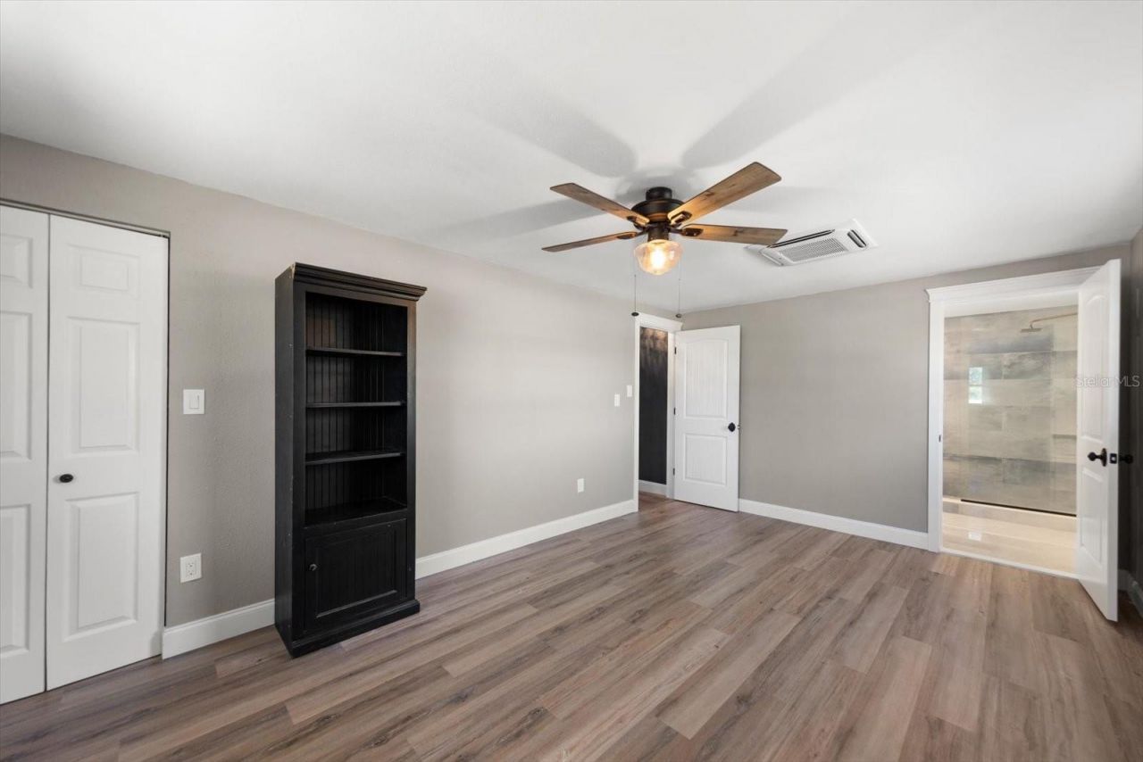 12468 Empire Drive, Seminole, FL 33772 Photo